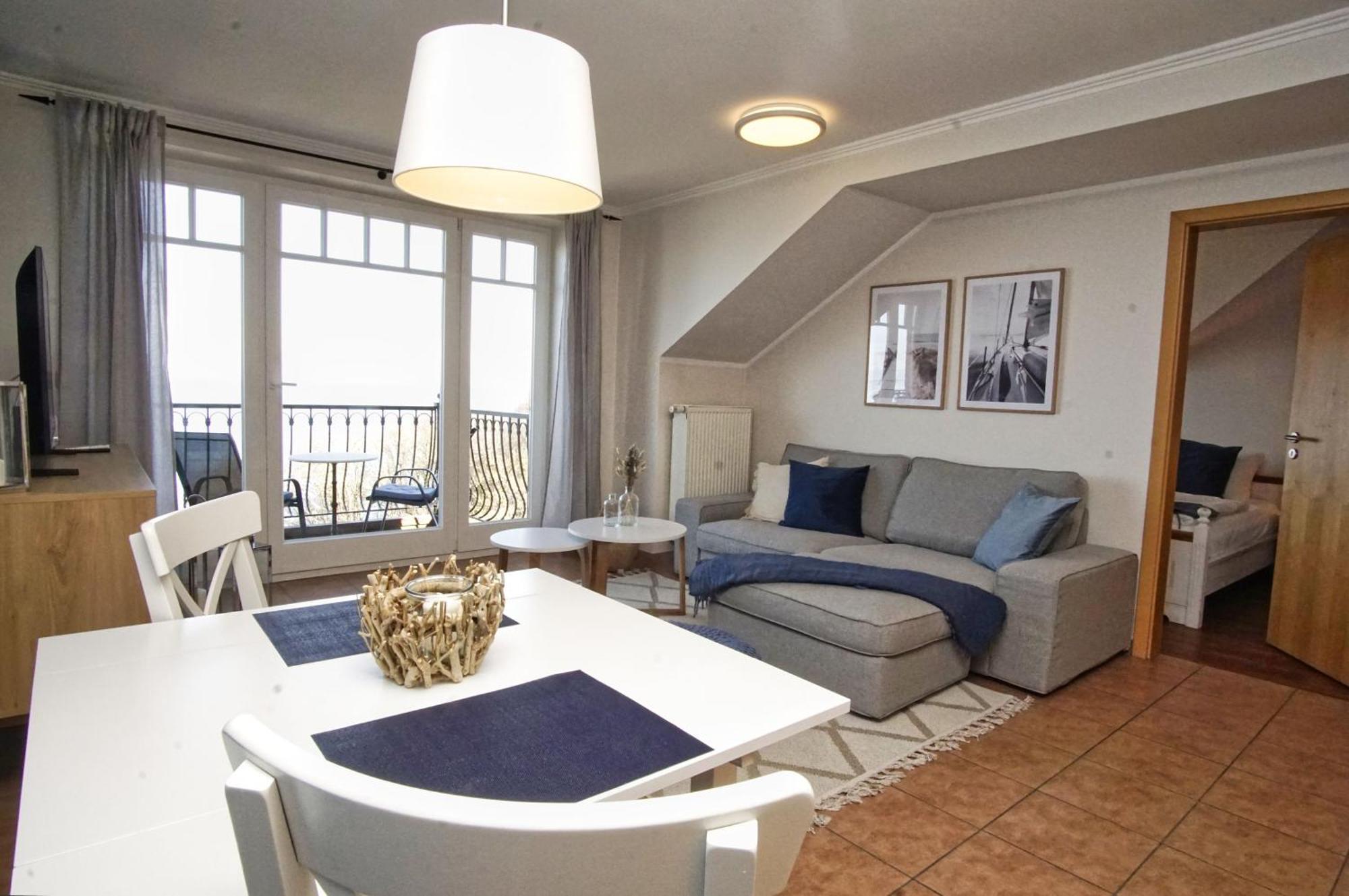 Ferienwohnung Mit Traumhaftem Meerblick - Haus Am Meer Fewo 11 Lohme Esterno foto